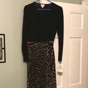 LuLaRoe elegant Deanne wrap dress